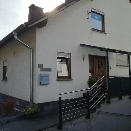 Ferienwohnung Edi Fischer Oberfell エクステリア 写真
