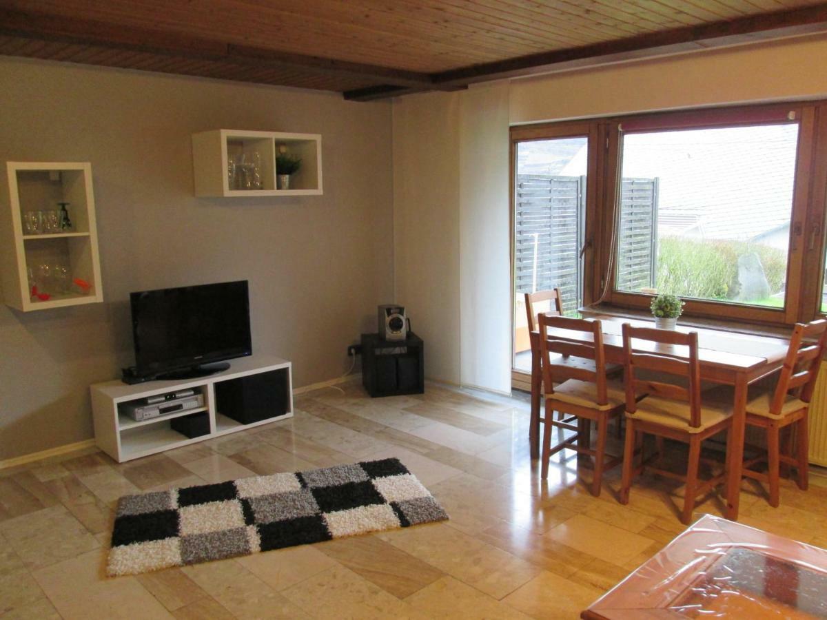 Ferienwohnung Edi Fischer Oberfell エクステリア 写真