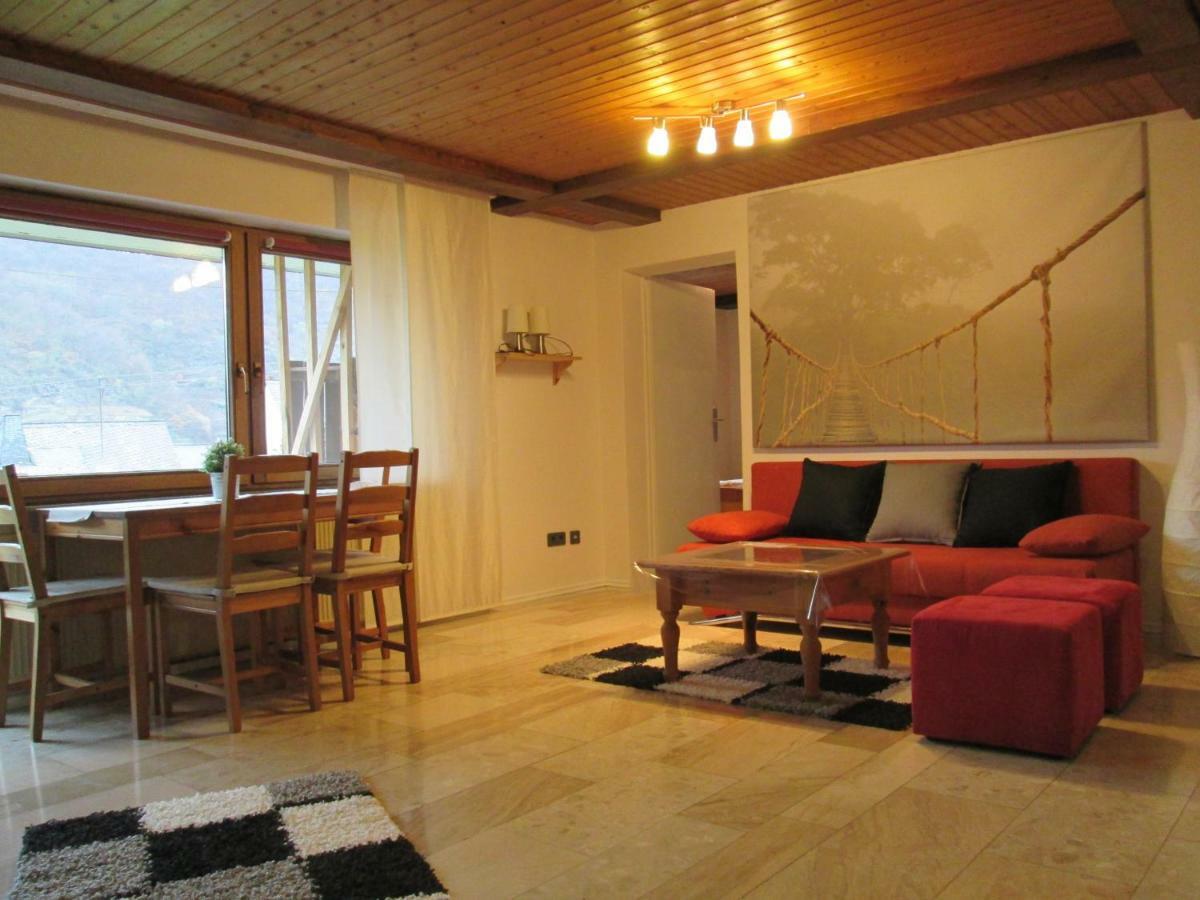 Ferienwohnung Edi Fischer Oberfell エクステリア 写真